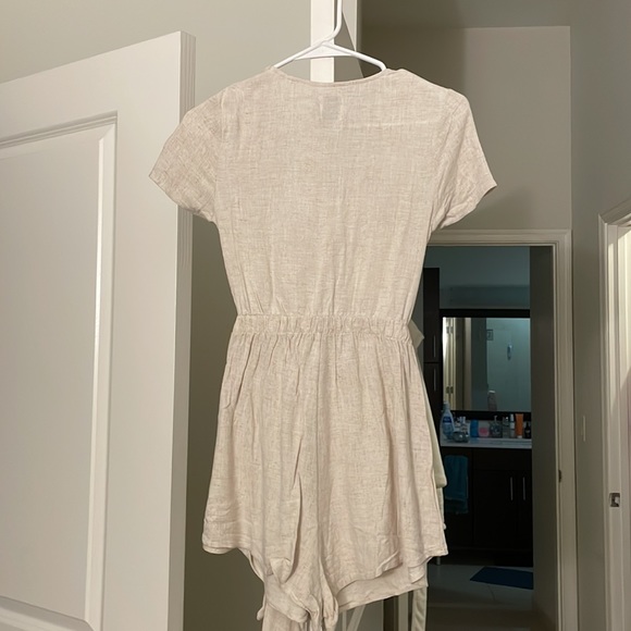 Princess Polly Ragnar Tie Front Romper Beige - Picture 14 of 15